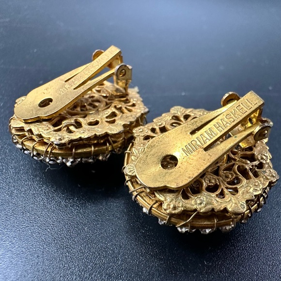 Vintage Signed Miriam Haskell Clip on Faux Pearl Button Rhinestones Earrings - Picture 5 of 14